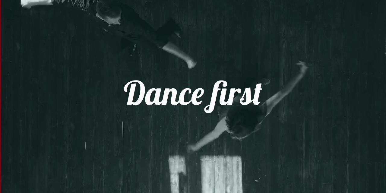 Dance First! - Luxfurni